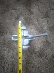 Shipping Container Manual Stacking Double Twist Lock Sea Can Locking Rail 20′ 40