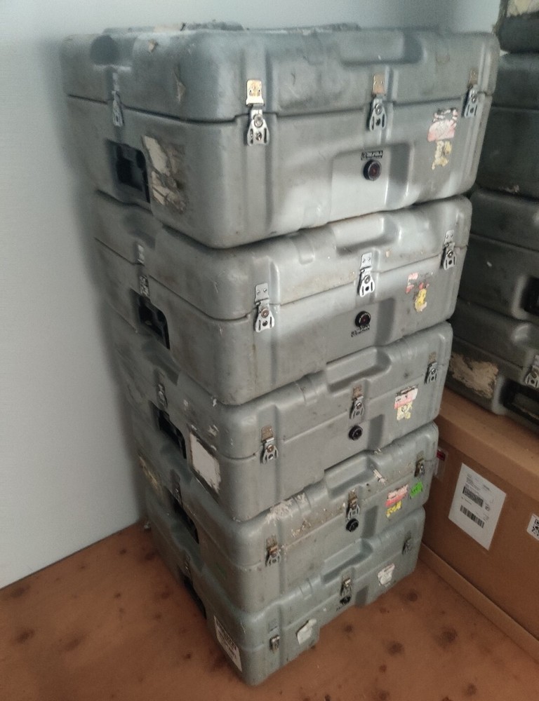 USA MILITARY SURPLUS HEAVY DUTY STORAGE CRATE AIR TIGHT
